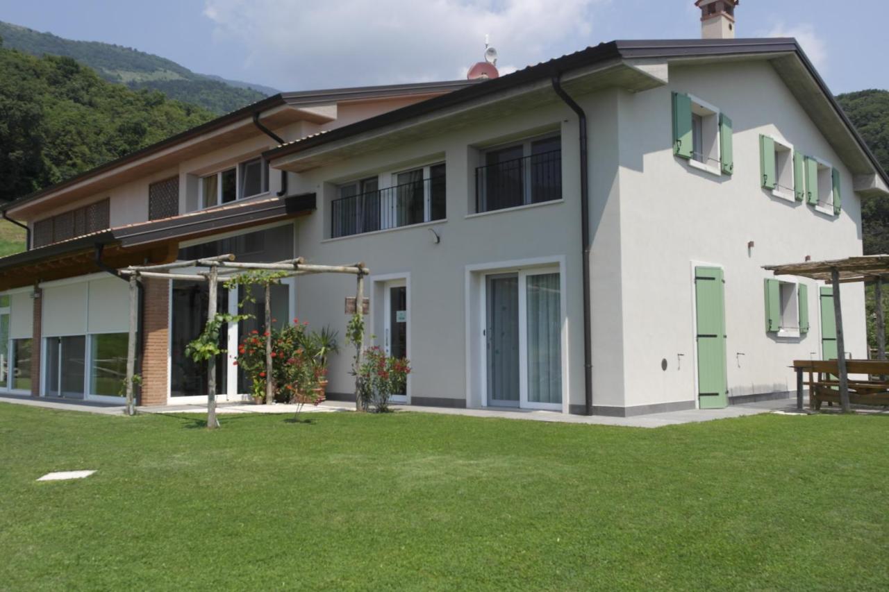 Agriturismo Fattoria Monte Baldo Vista Lago Caprino Veronese Kültér fotó