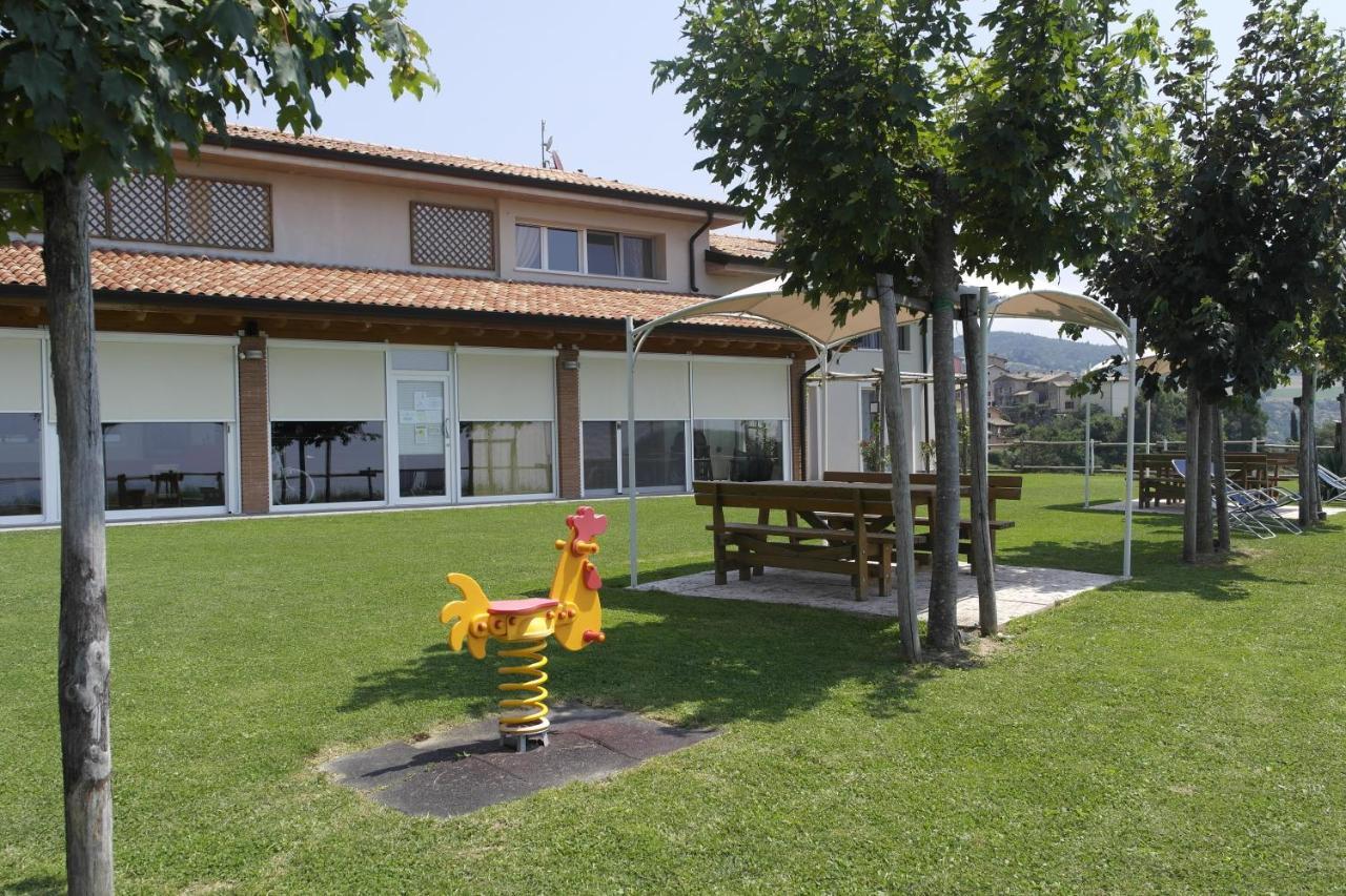 Agriturismo Fattoria Monte Baldo Vista Lago Caprino Veronese Kültér fotó