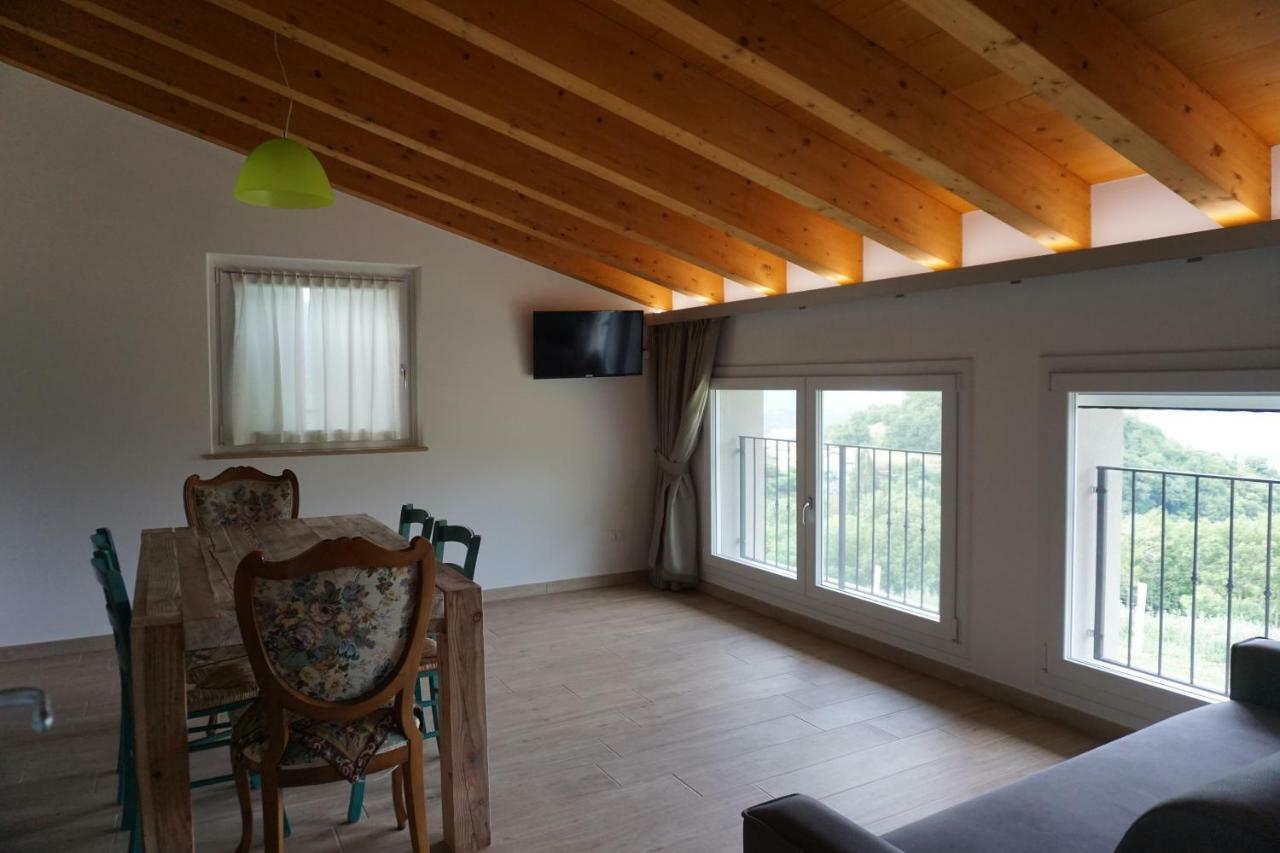 Agriturismo Fattoria Monte Baldo Vista Lago Caprino Veronese Kültér fotó