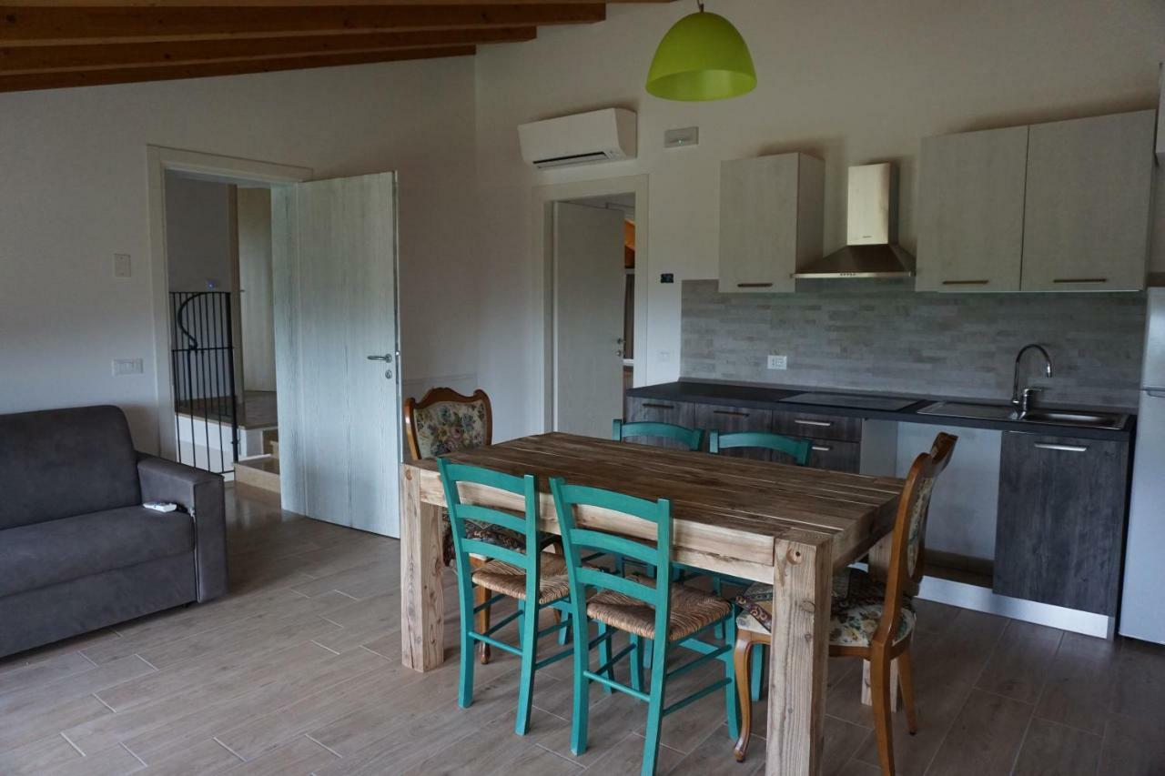 Agriturismo Fattoria Monte Baldo Vista Lago Caprino Veronese Kültér fotó