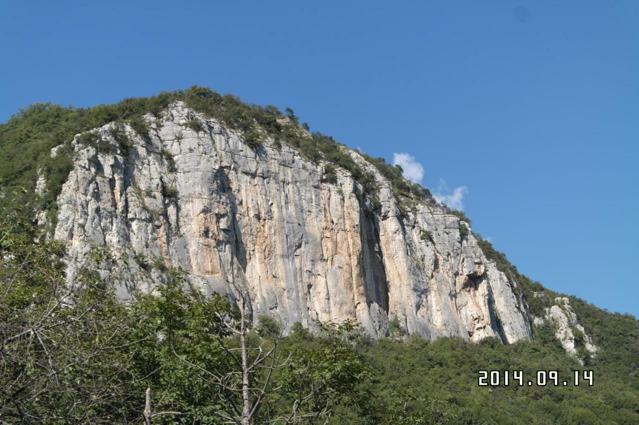 Agriturismo Fattoria Monte Baldo Vista Lago Caprino Veronese Kültér fotó